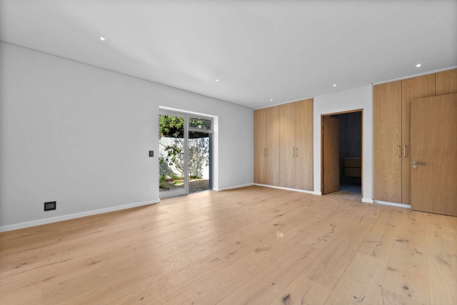 5 Bedroom Property for Sale in Camps Bay Western Cape